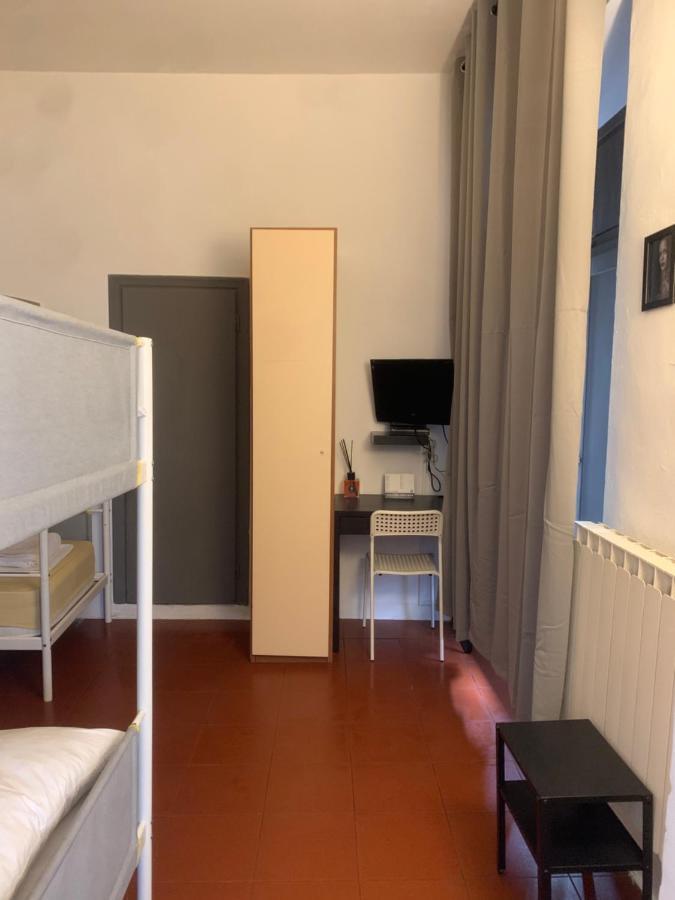 Short Stop Hostal