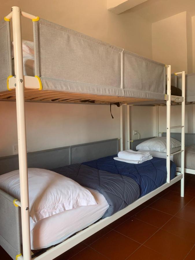 Hostal Short Stop